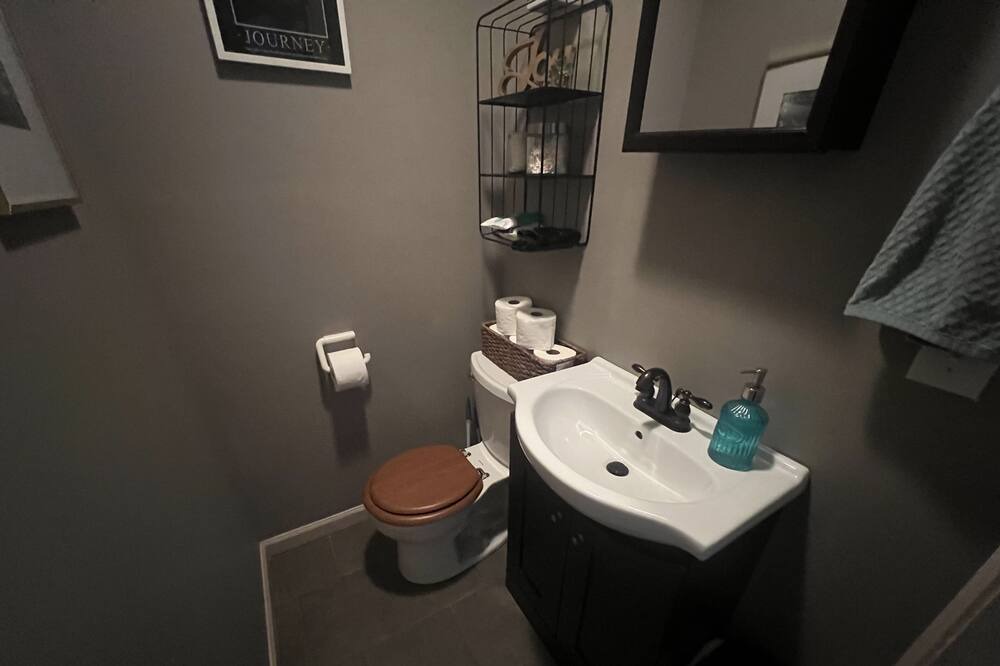 Photo of Bathroom in Damascus