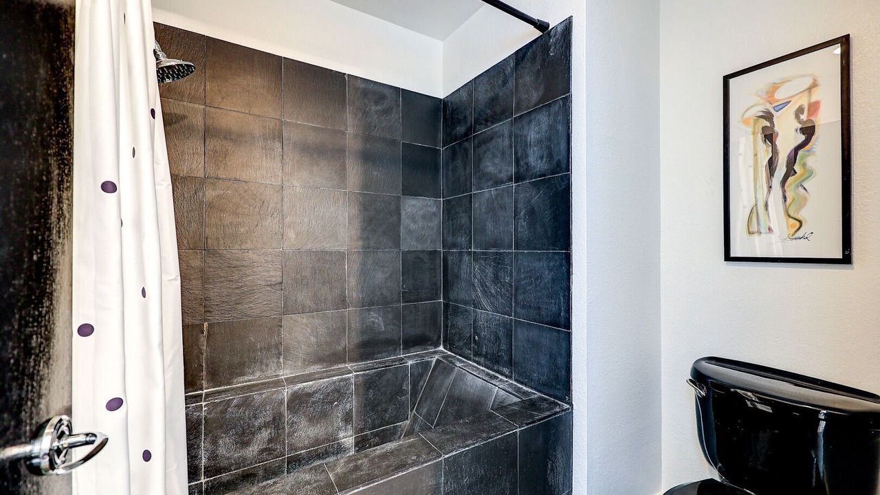 Photo of Bathroom in Discovery Bay