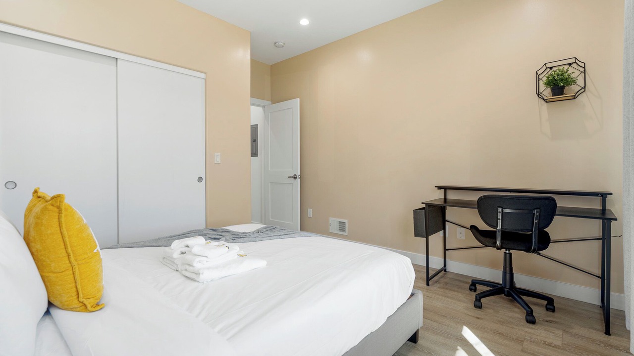 Photo of Others in Excelsior