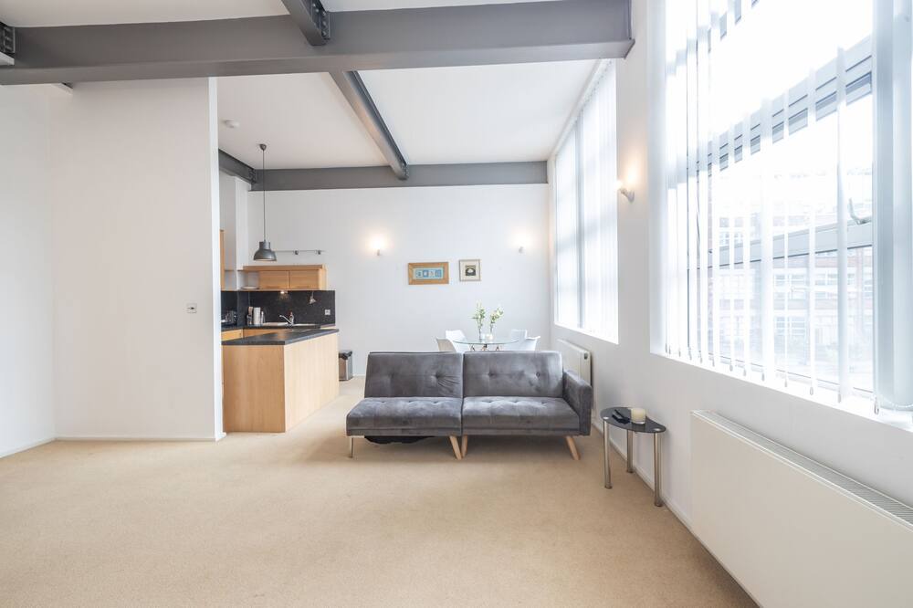 Photo of Bedroom in Birmingham City Centre