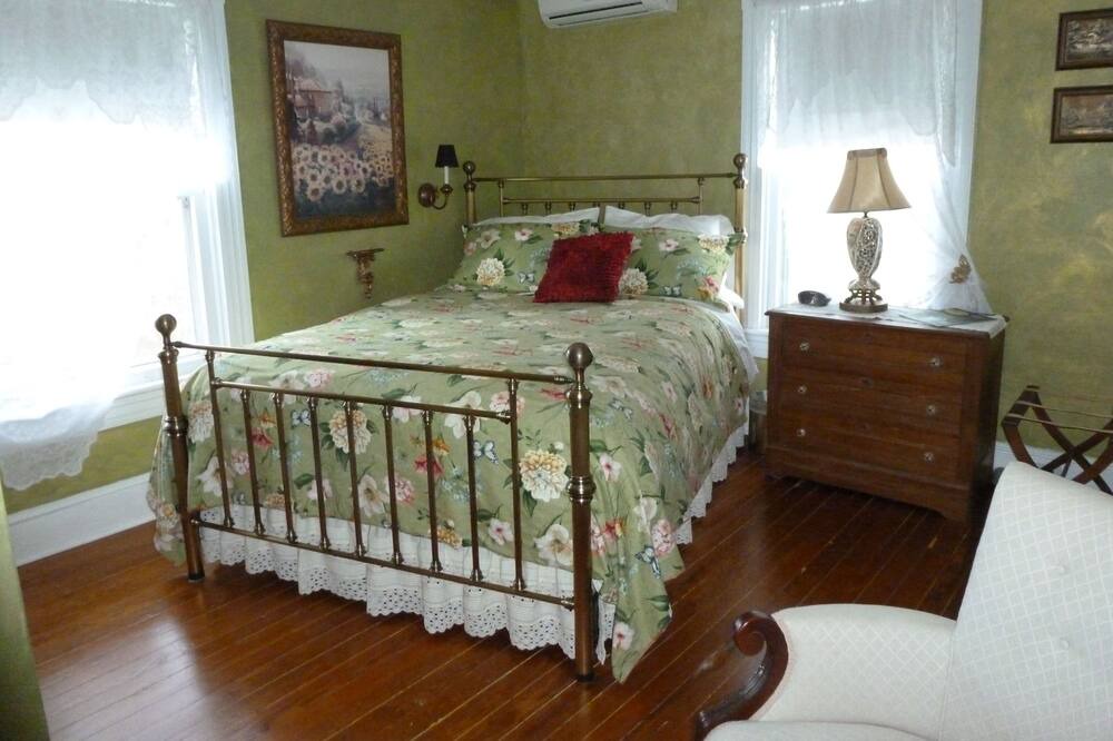 Photo of Bedroom in Galilee