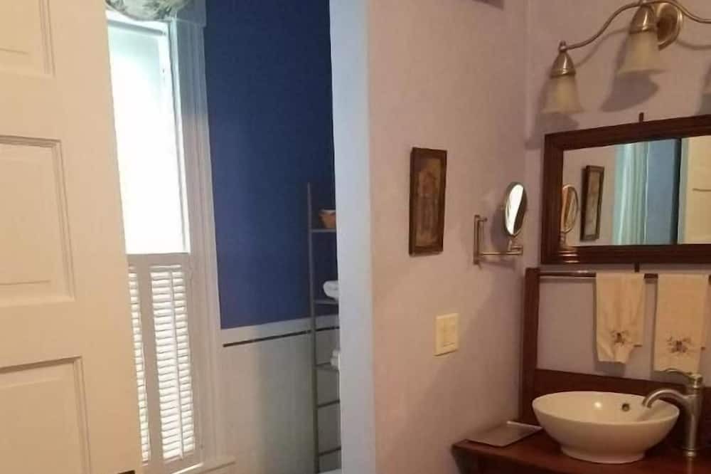 Photo of Bathroom in Galilee