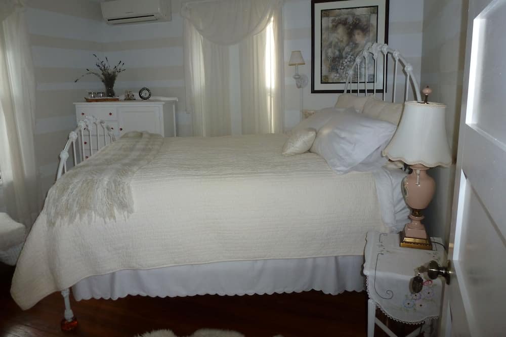 Photo of Bedroom in Galilee