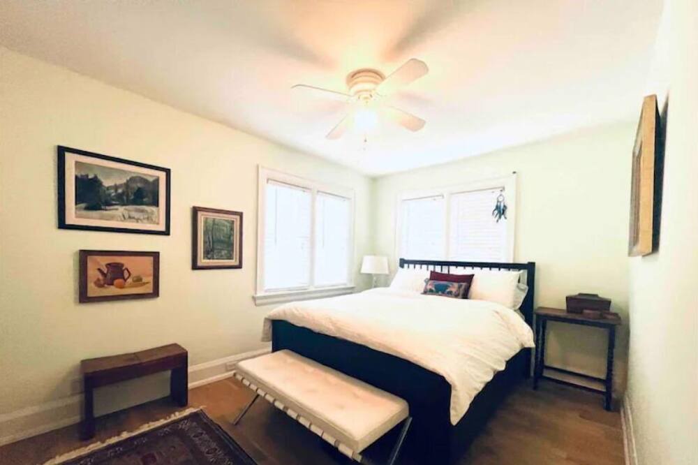 Photo of Bedroom in Saint Clair West Village
