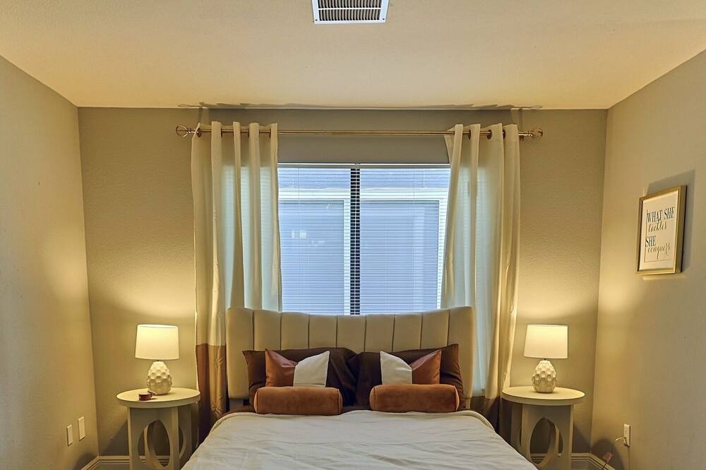 Photo of Bedroom in Jackson