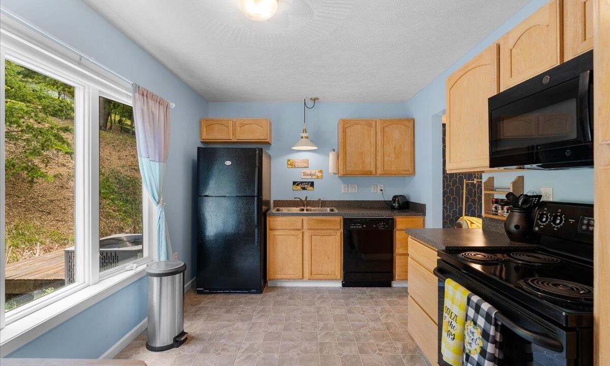 Photo of Kitchen in Massanutten