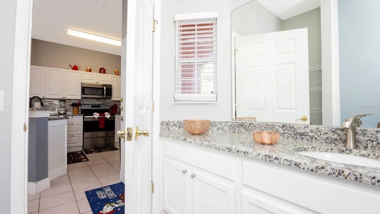 Photo of Kitchen in Lake Berkley