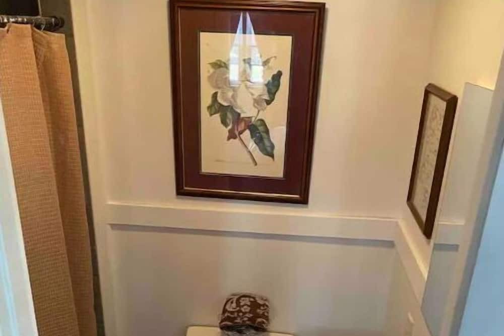 Photo of Bathroom in Blue Mountain