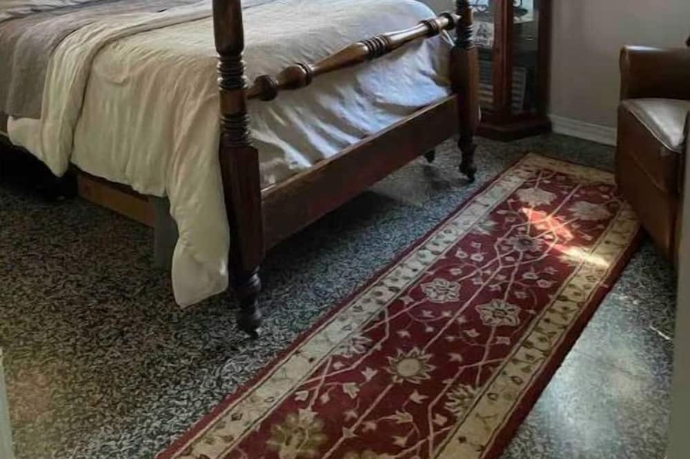 Photo of Bedroom in Blue Mountain