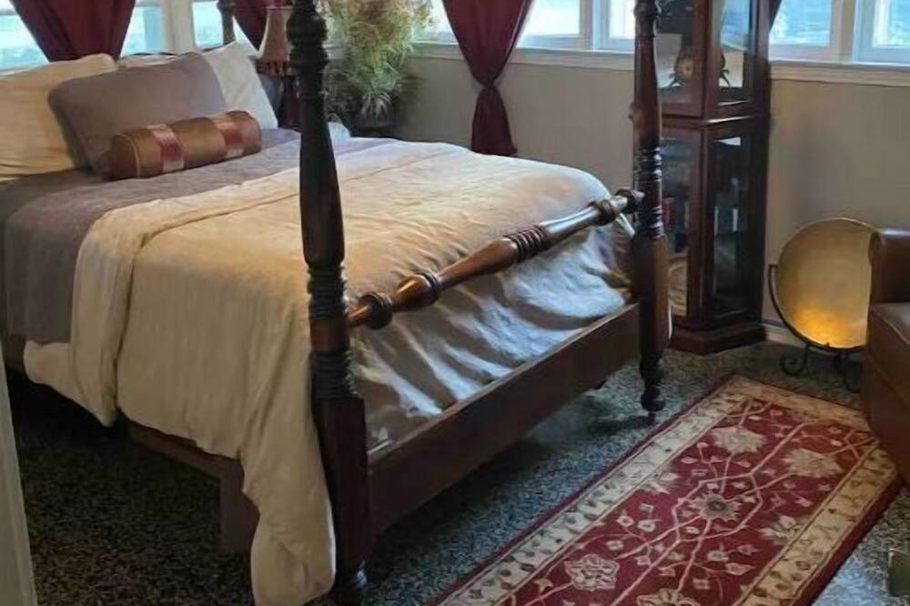 Photo of Bedroom in Blue Mountain