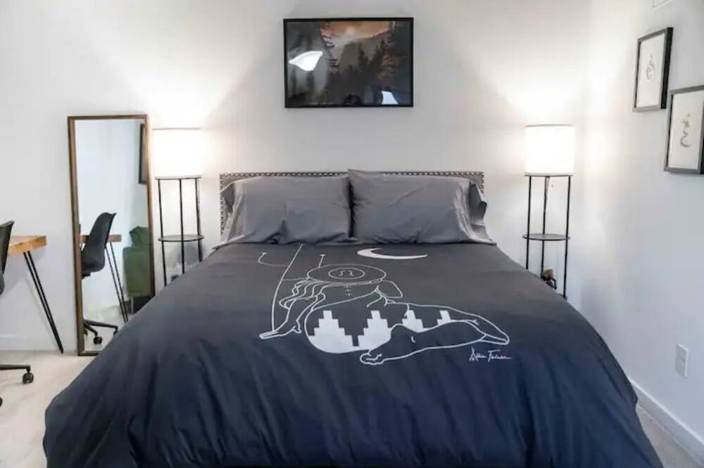 Photo of Bedroom in Travis Heights