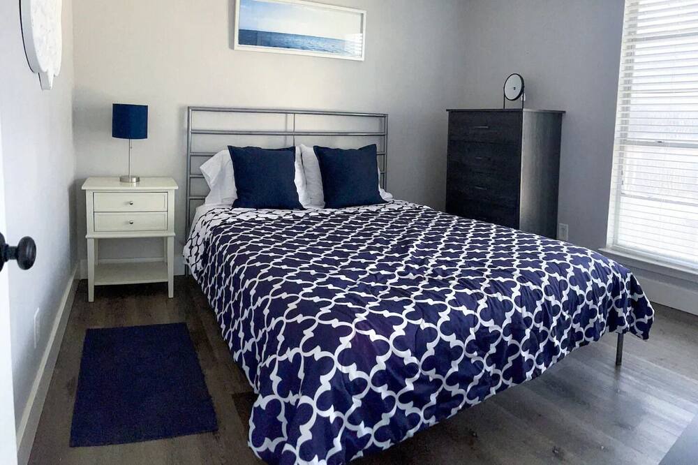 Photo of Bedroom in East Riverside - Oltorf