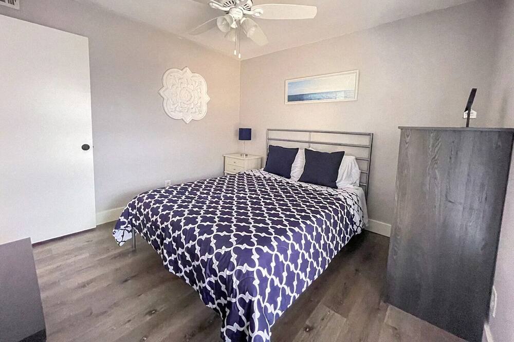 Photo of Bedroom in East Riverside - Oltorf
