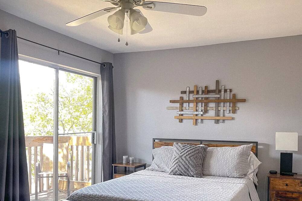Photo of Bedroom in East Riverside - Oltorf