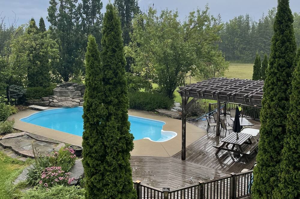 Photo of Outdoor in Lindsay