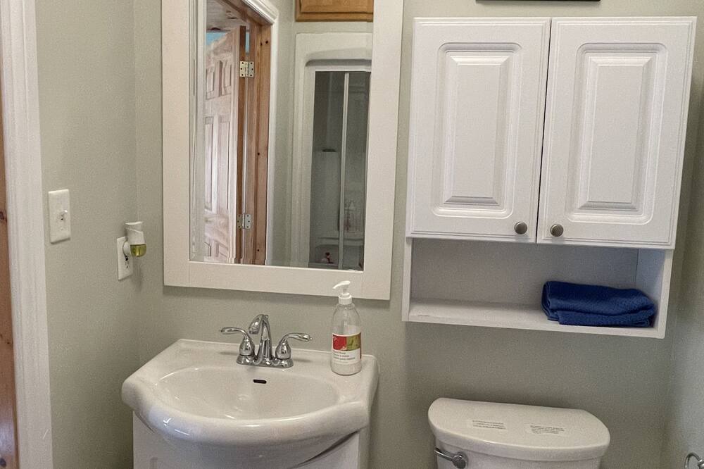 Photo of Bathroom in Lindsay