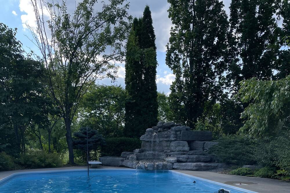 Photo of Outdoor in Lindsay