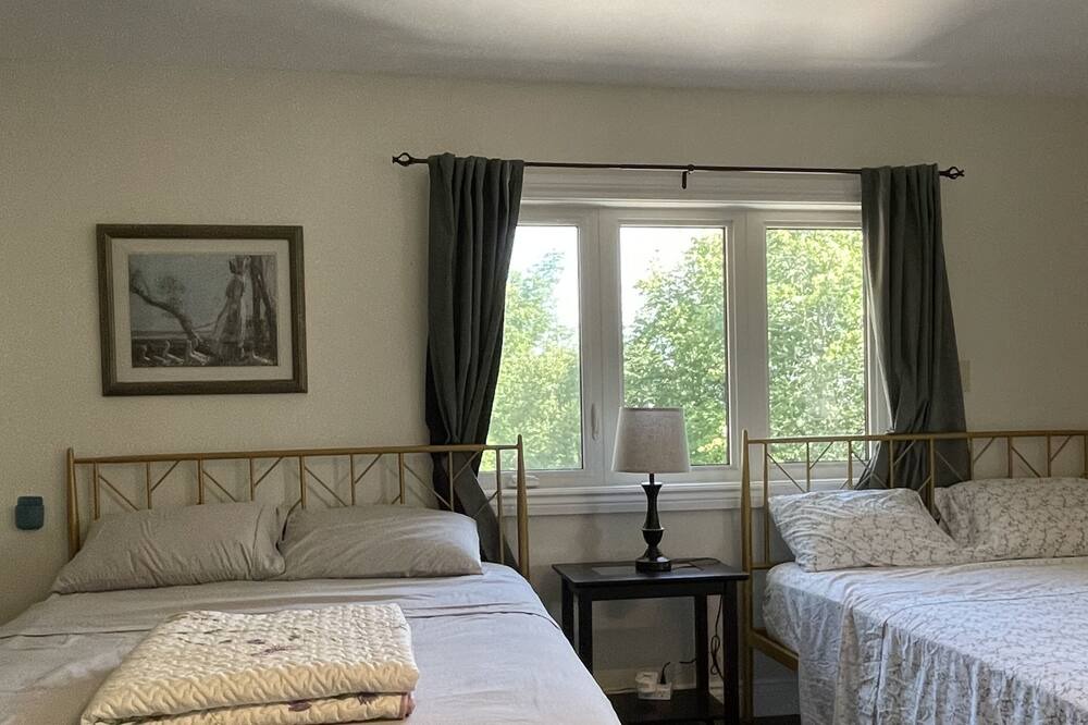 Photo of Bedroom in Lindsay