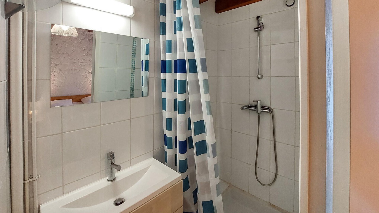 Photo of Bathroom in Noaillan