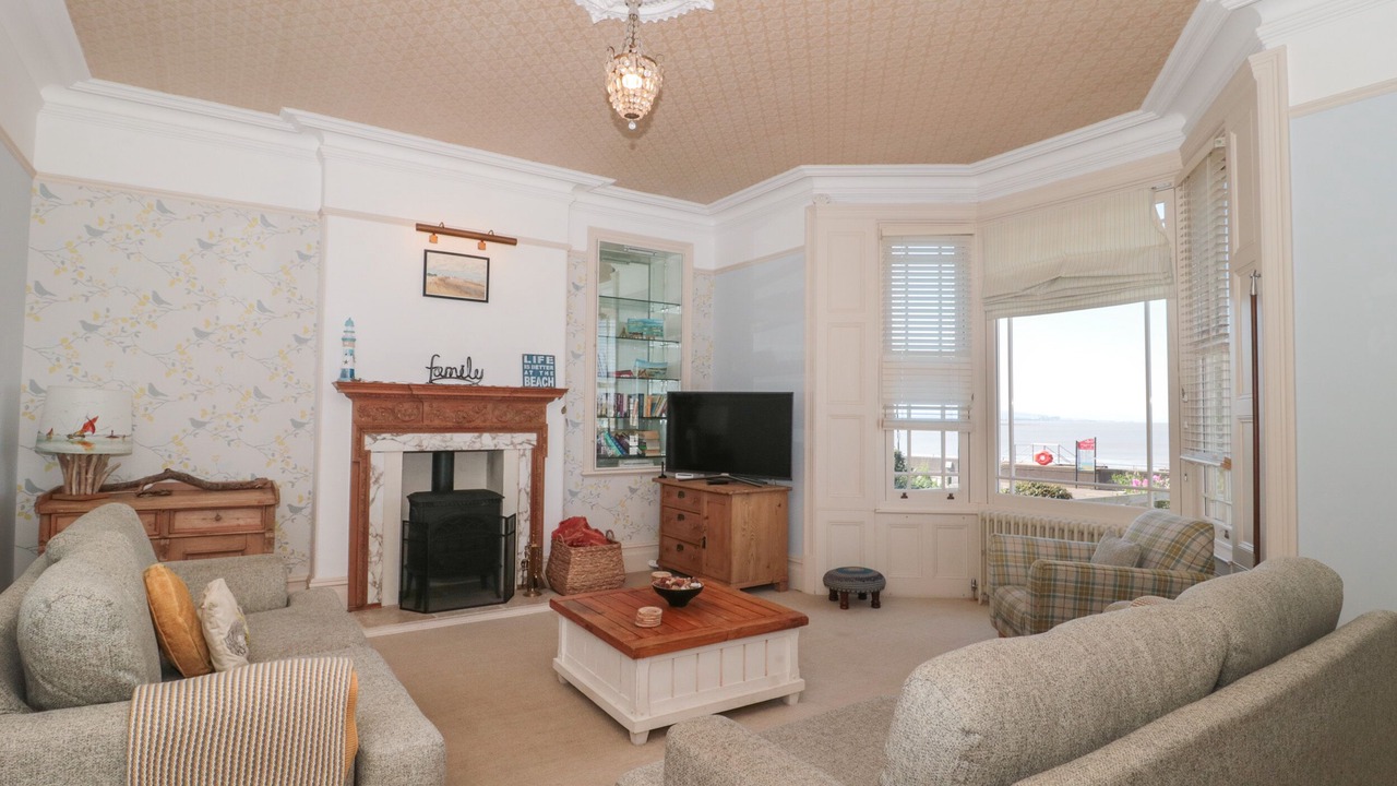 Photo of Livingroom in Burnham-on-Sea