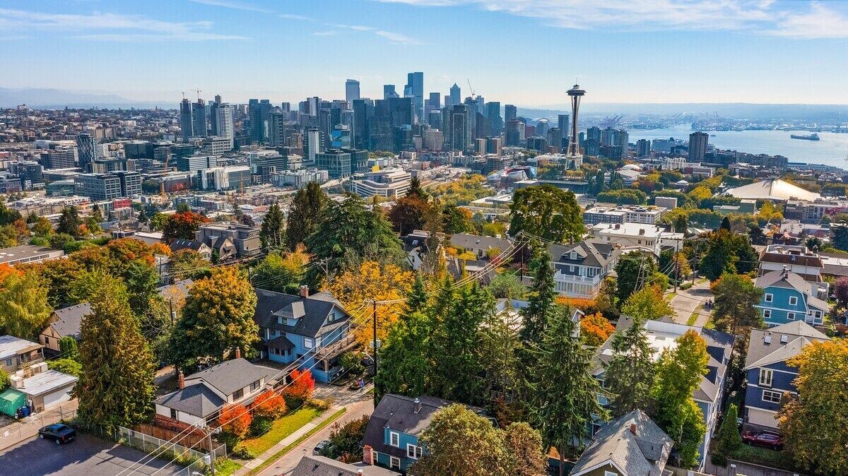 Photo of Outdoor in East Queen Anne