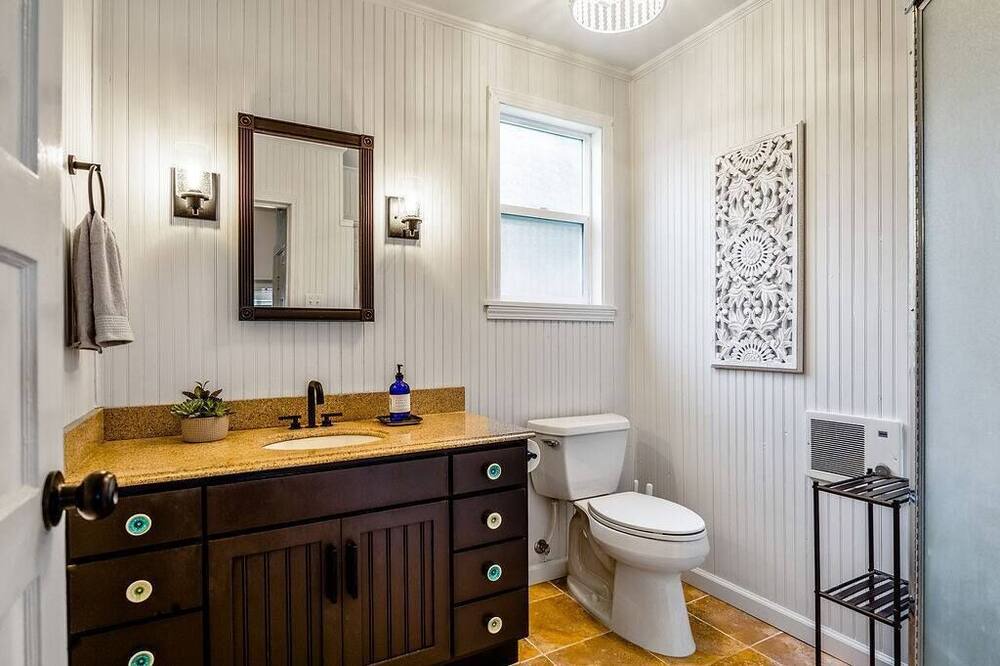 Photo of Bathroom in Westfir