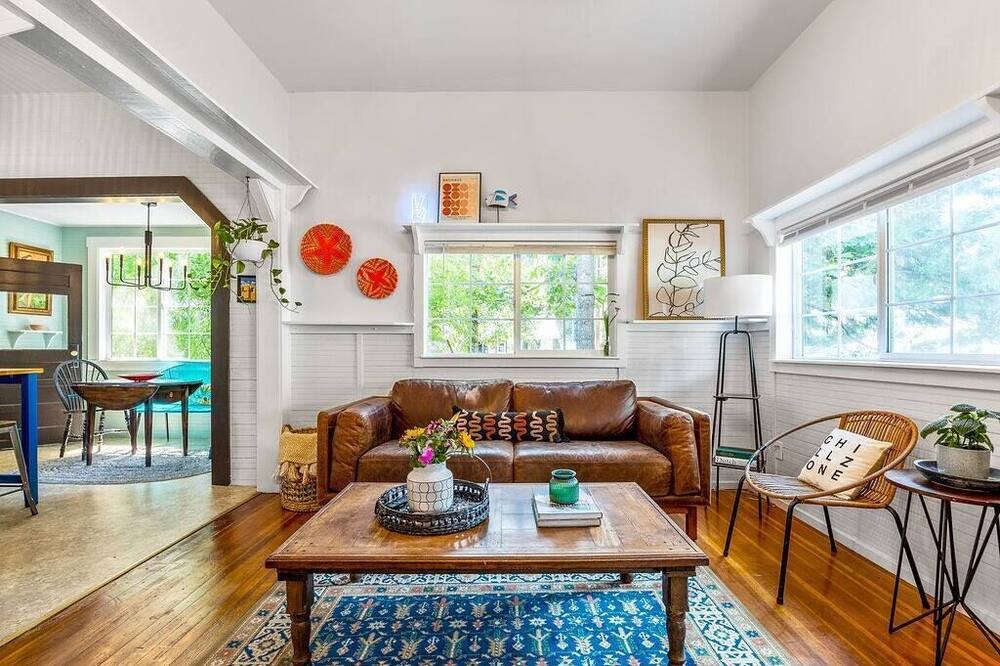 Photo of Bedroom in Westfir