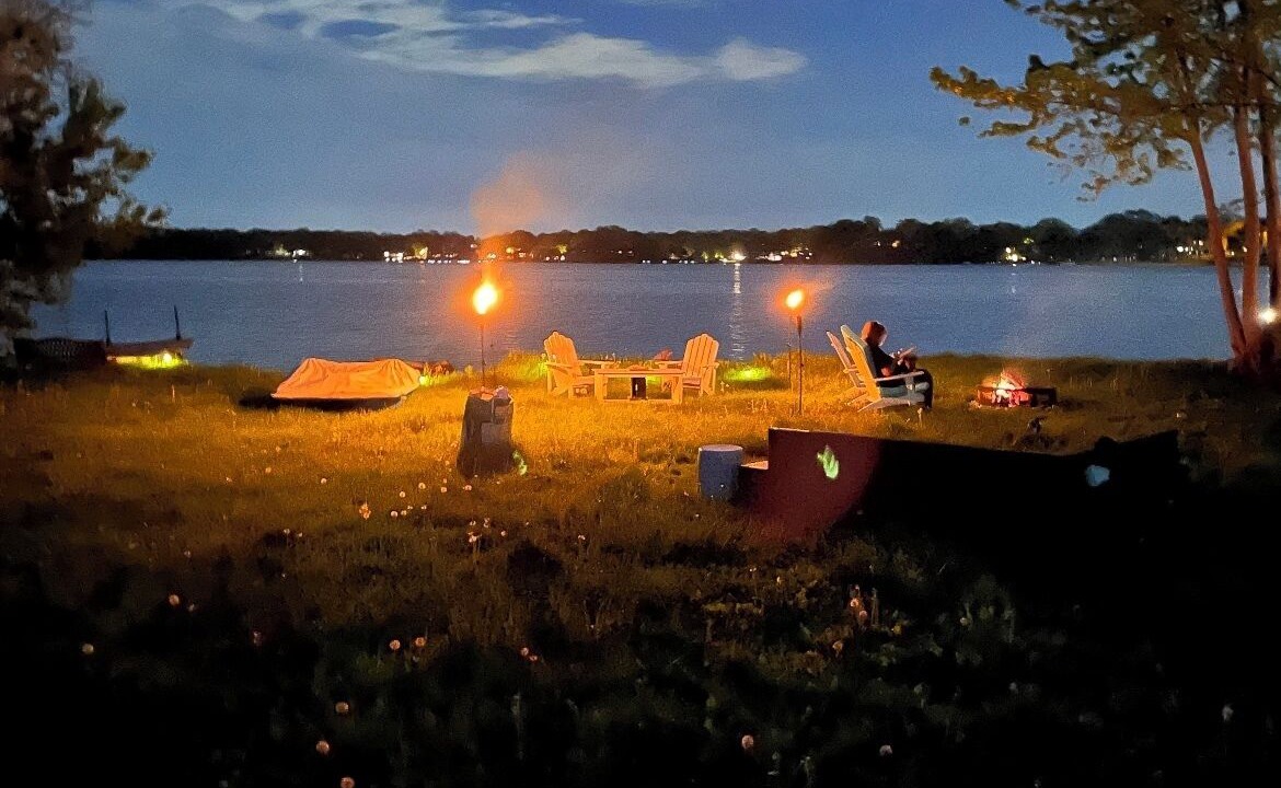 Photo of Outdoor in Round Lake