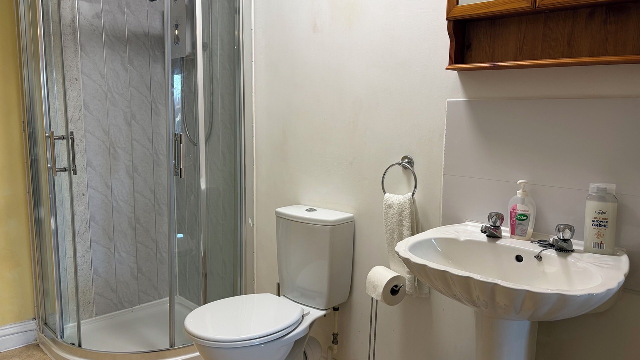 Photo of Bathroom in Littlestone-on-Sea