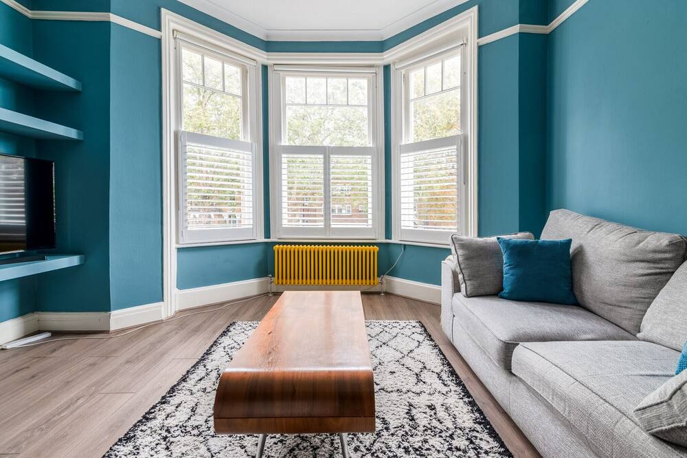 Photo of Livingroom in Thurlow Park