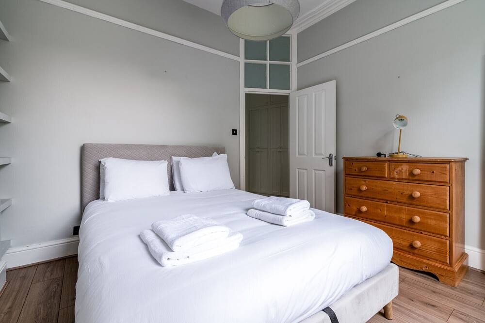 Photo of Bedroom in Thurlow Park