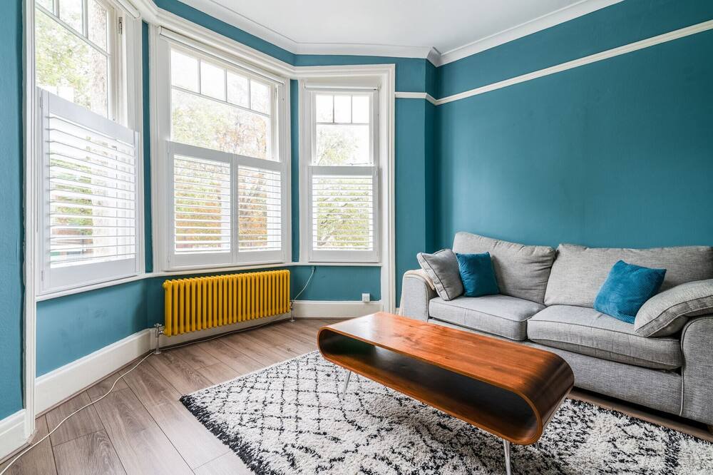 Photo of Livingroom in Thurlow Park