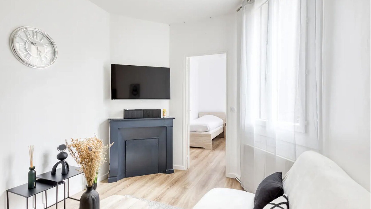 Photo of Livingroom in Pantin