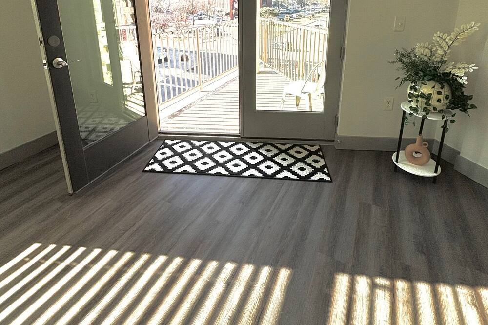 Photo of Patio Balcony in Chatham-Arch