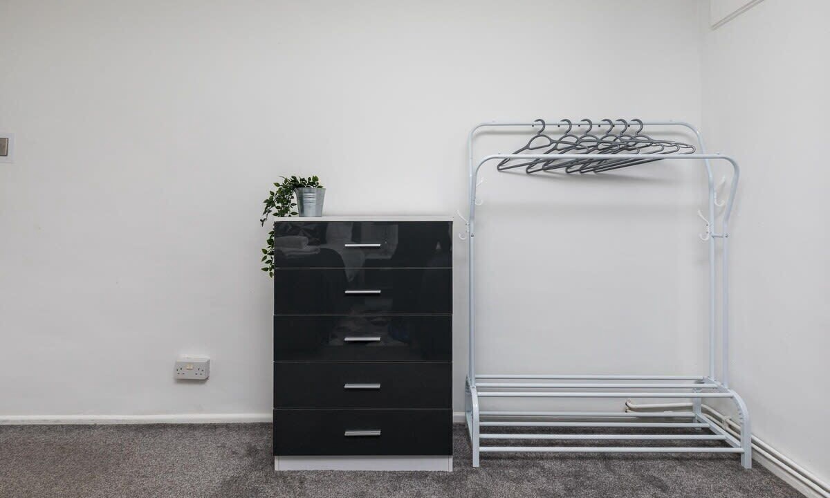 Photo of Others in Ifield