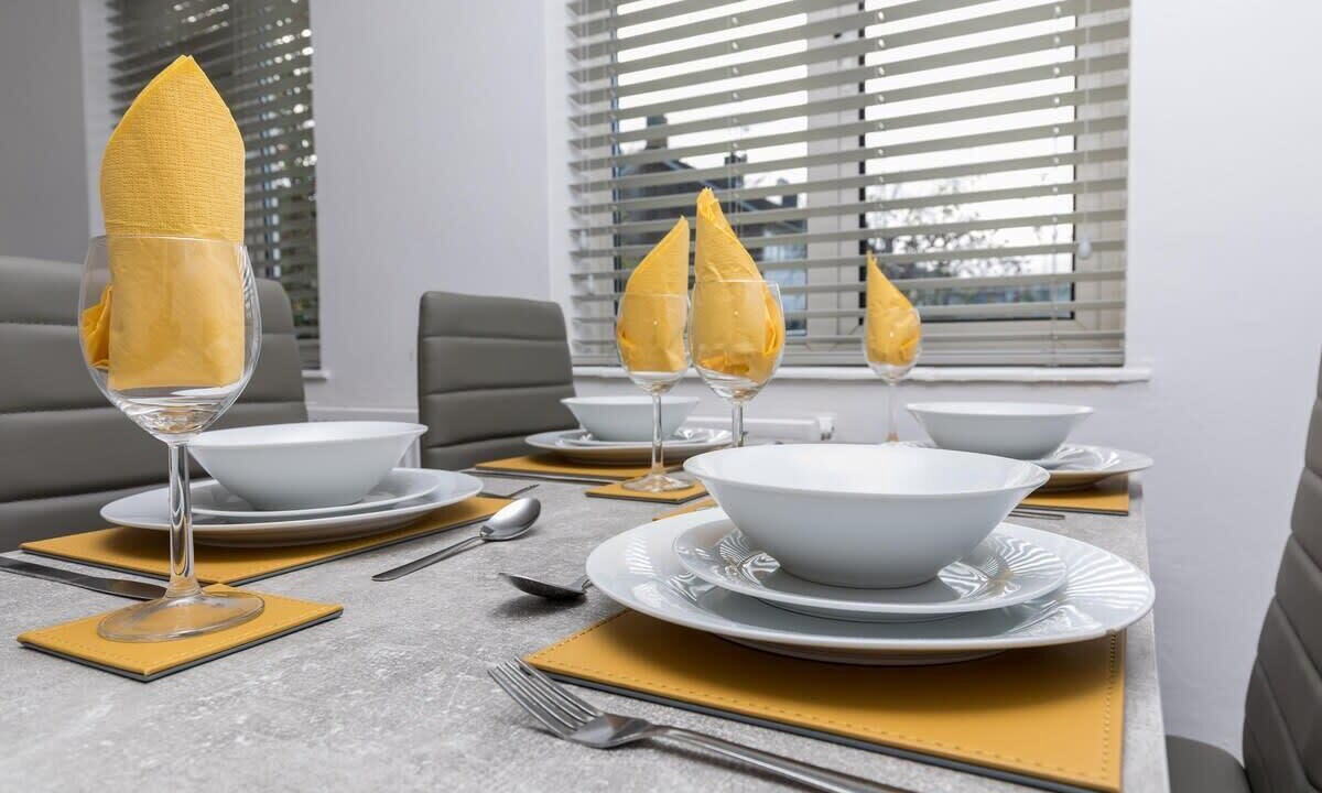 Photo of Others in Ifield