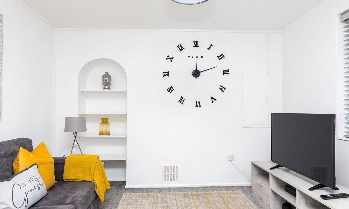 Photo of Others in Ifield