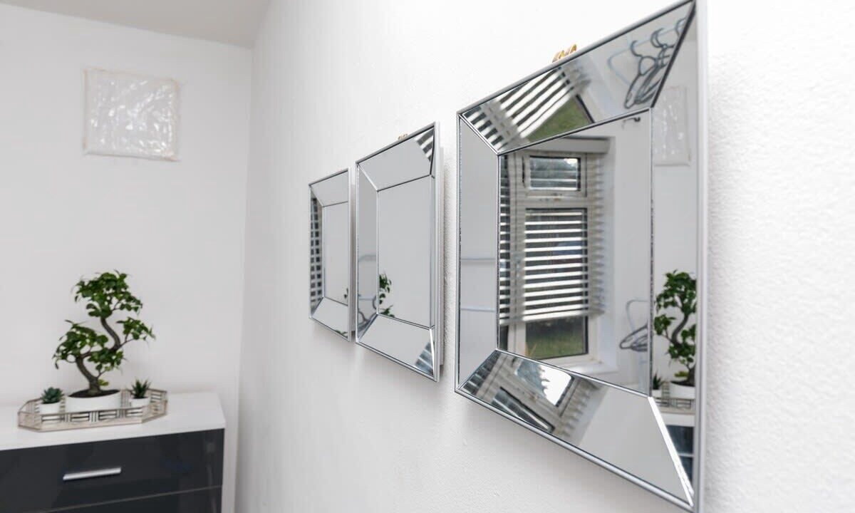 Photo of Others in Ifield