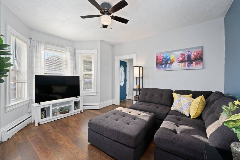 Photo of Livingroom in East Providence