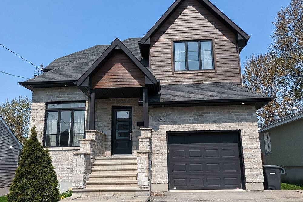 Photo of Outdoor in Laval