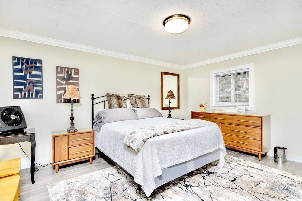 Photo of Bedroom in Sammamish