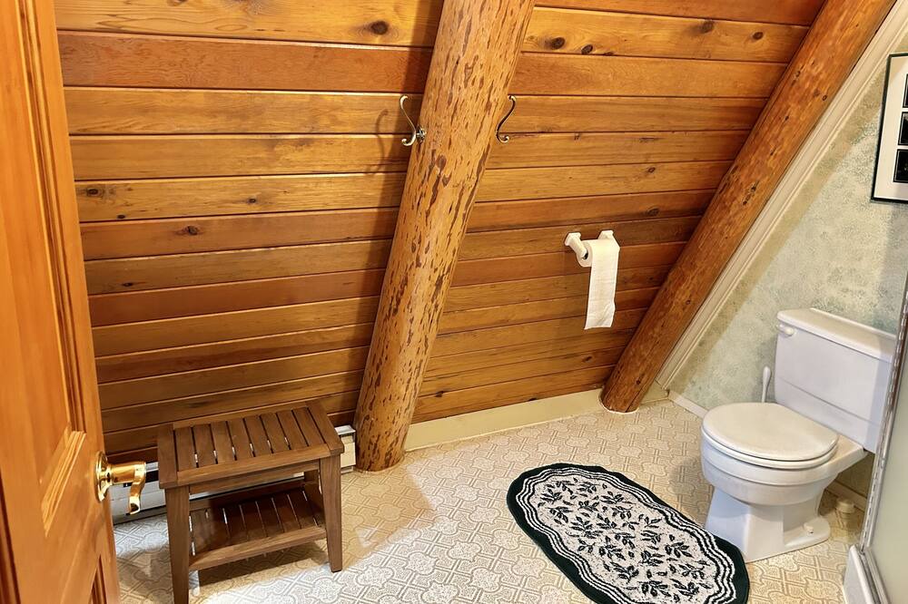 Photo of Bathroom in Sammamish