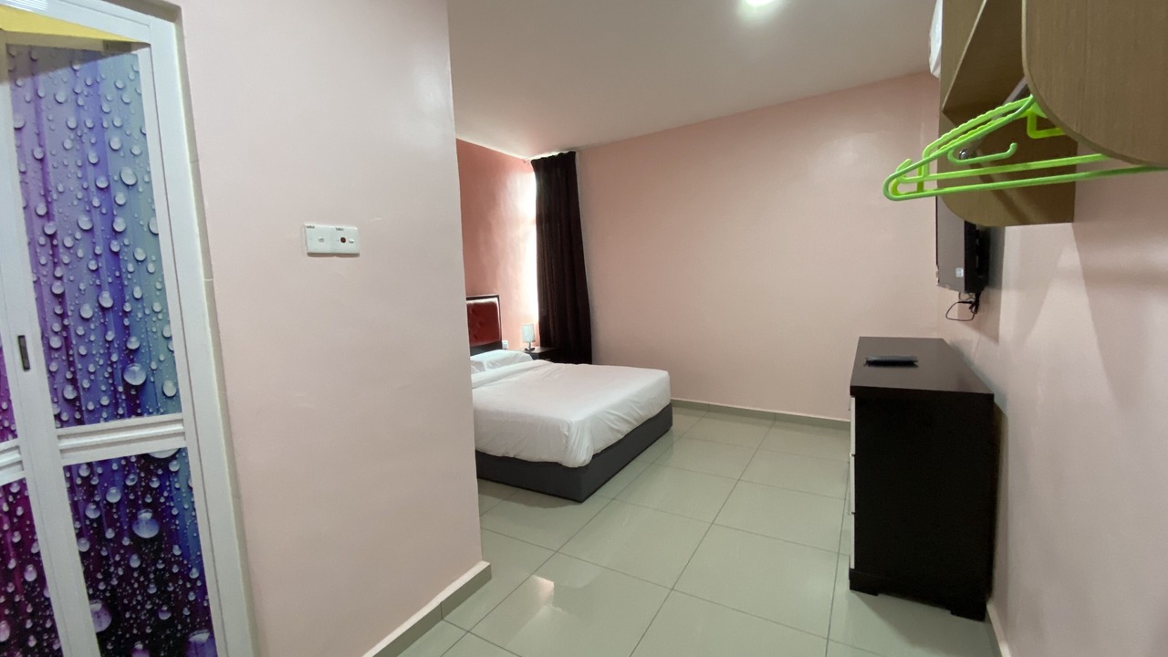 Photo of Bedroom in Ayer Panas