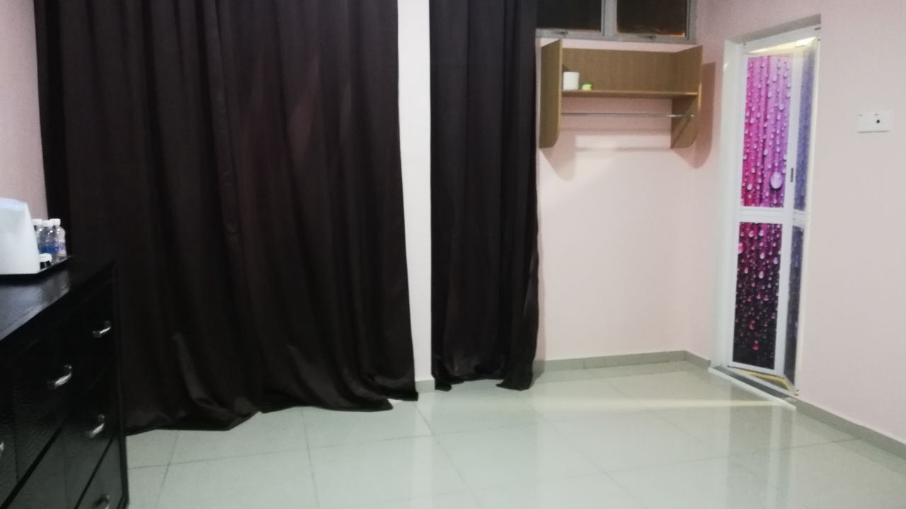 Photo of Bedroom in Ayer Panas