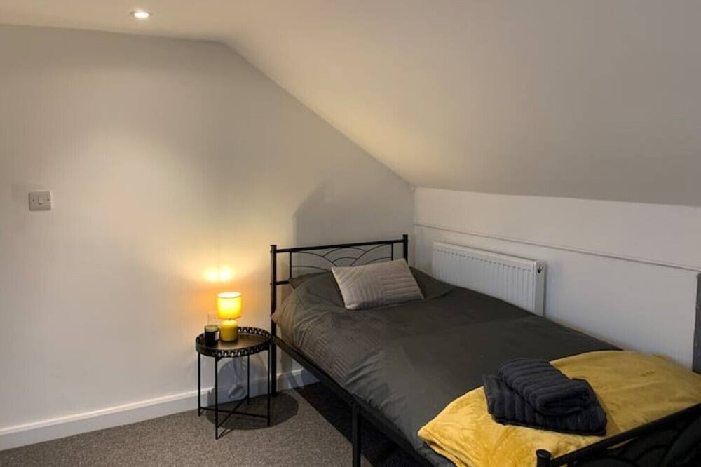 Photo of Bedroom in Kidderminster