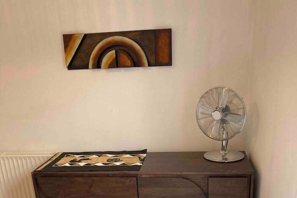 Photo of Bedroom in Calcot