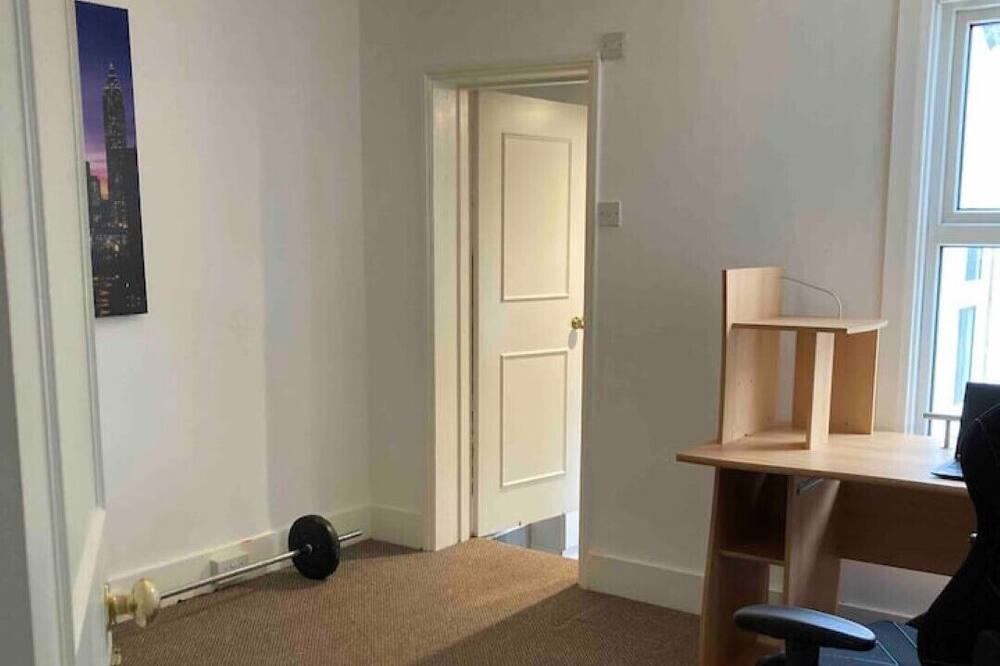 Photo of Others in Calcot