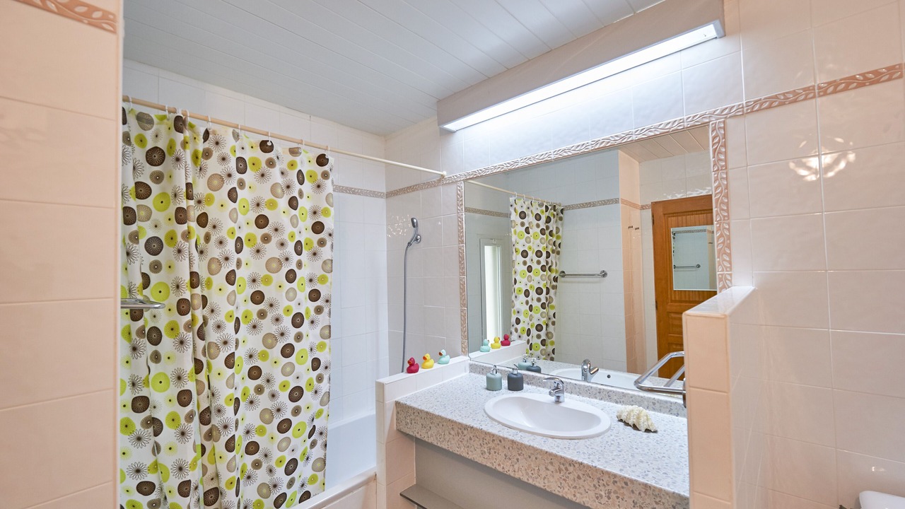 Photo of Bathroom in Quillan