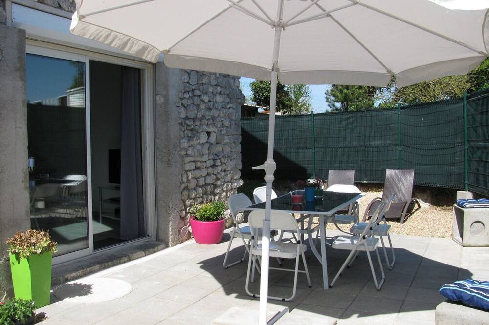 Photo of Outdoor in Bazoches-les-Hautes