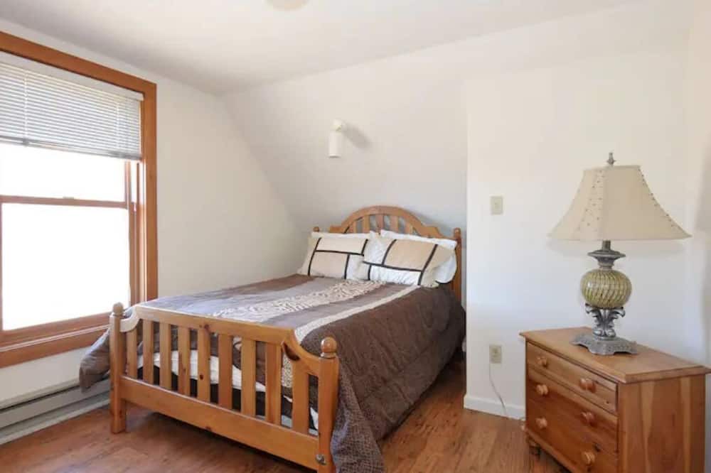 Photo of Bedroom in El Rancho